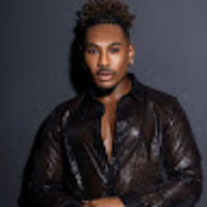 Meet your Posher, Gregory